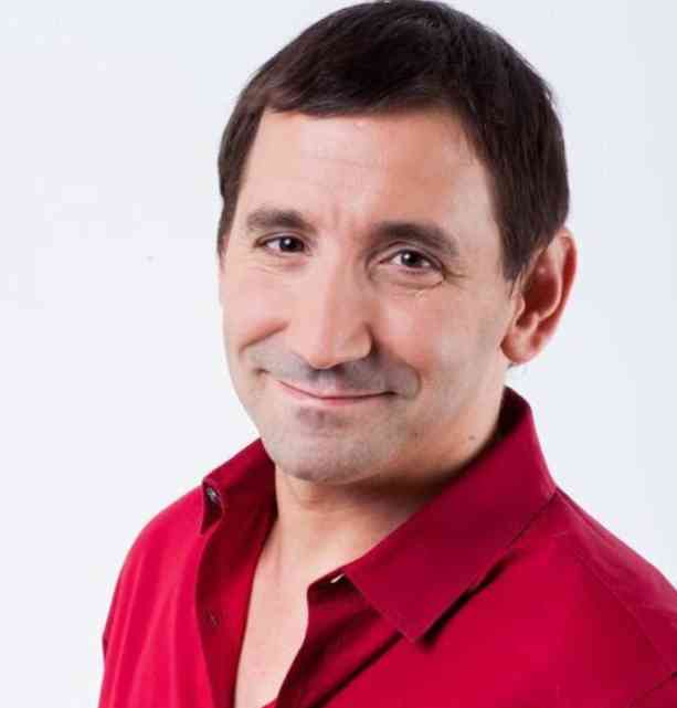 Elliot Kay